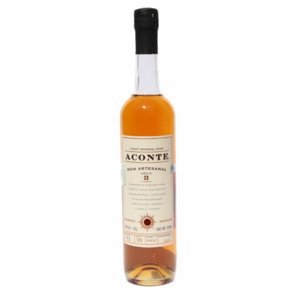 Ron añejo 3 años"Aconte"